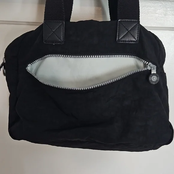 Kipling Black Handbag with Silver Zipper - Picture 5 of 17